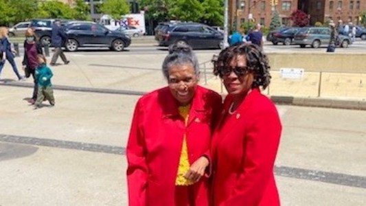 Sisterly Outing Brooklyn Museum (1)